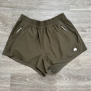 Vuori Dash Short